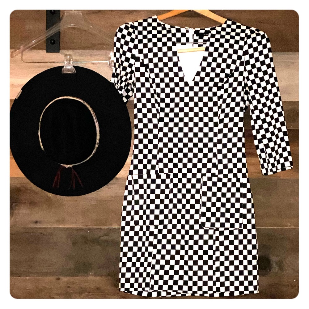 Midi/Mini Dress with Stretch and Style.